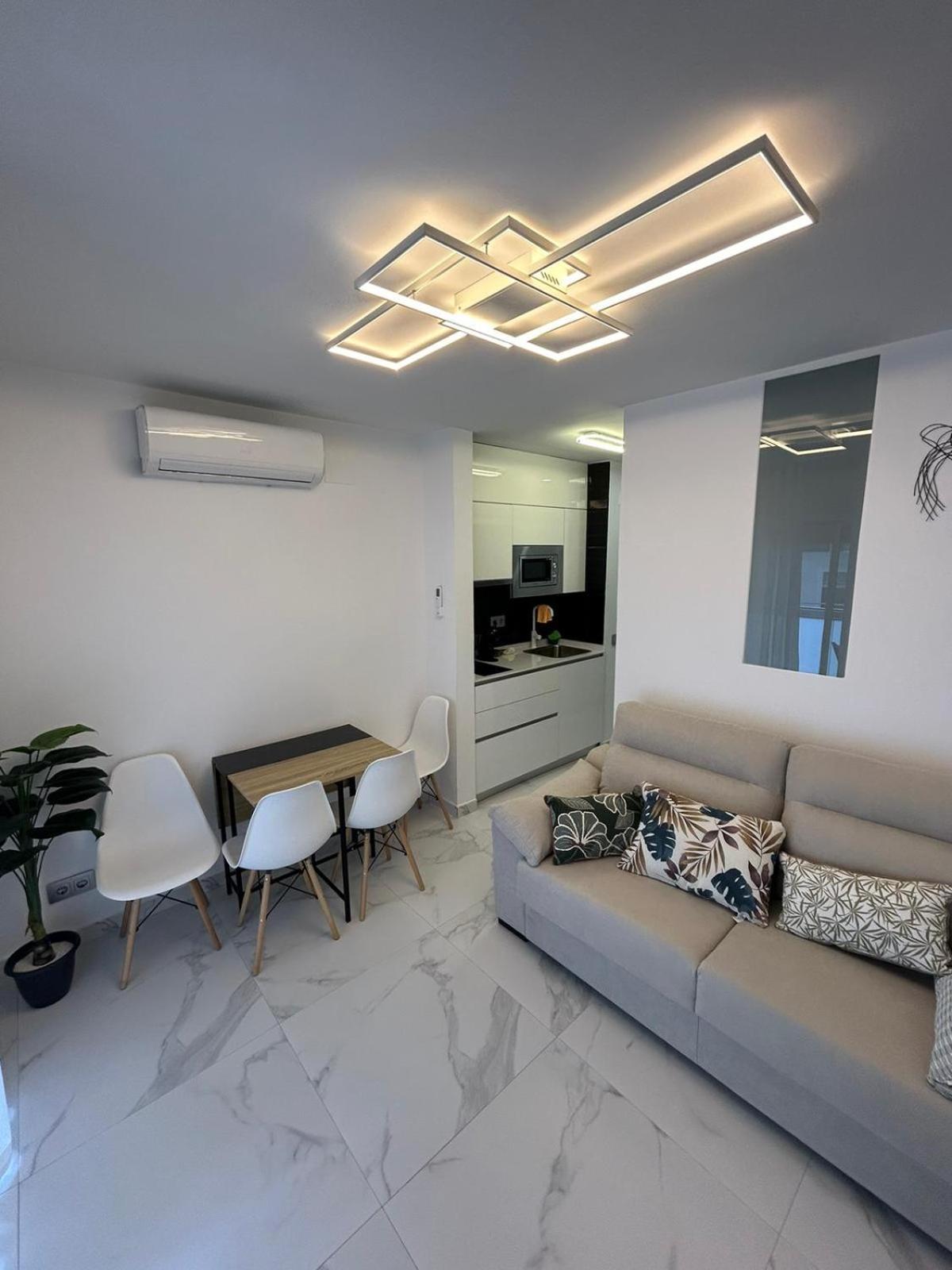 Apartamentos Cala Crancs Salou Exterior foto